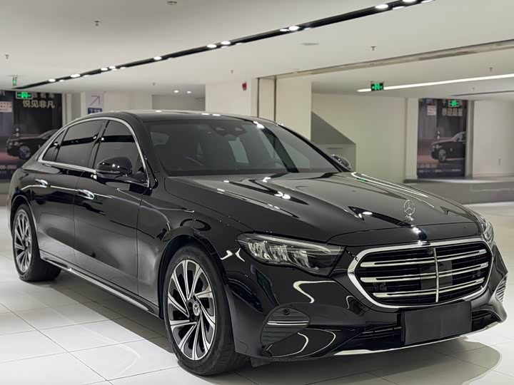 Mercedes-Benz E-Class 2024 E 300 L Luxury — фото 11