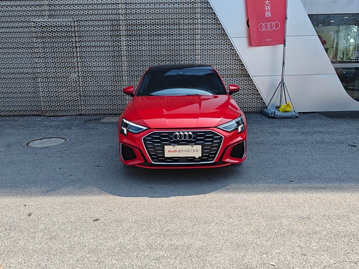 Audi A3 2024 A 3 L Limousine 35 TFSI Sport — фото 2