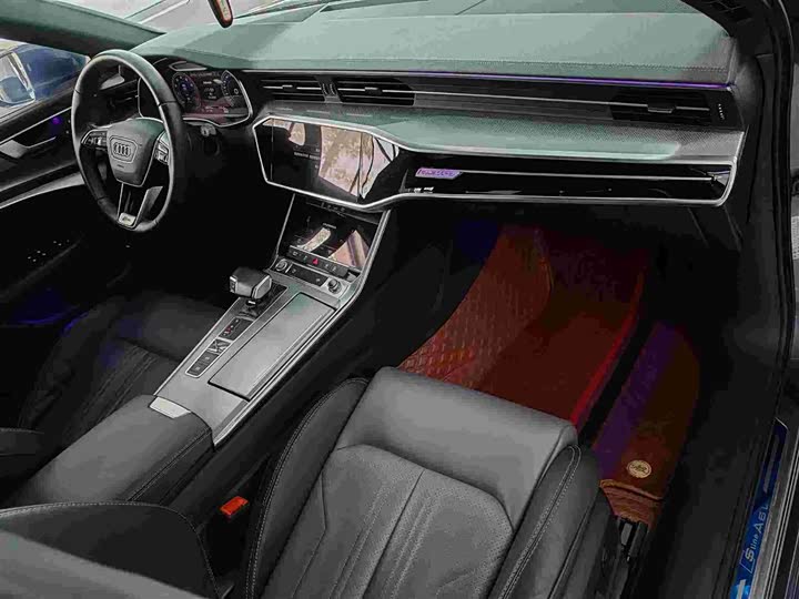Audi A6L 40 TFSI люкс-динамик — фото 7