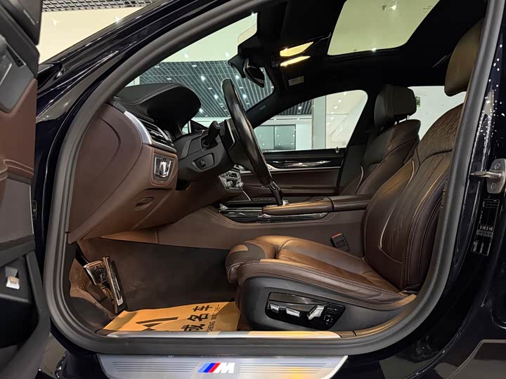 BMW 7 Series 730Li M спортпакет — фото 5