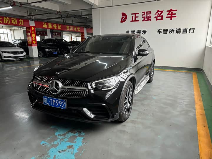 Mercedes-Benz GLC 2022 GLC 300 4 MATIC SUV — фото 1