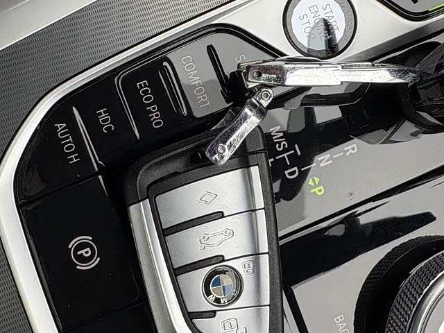 BMW X6 2023 x Drive 30i M — фото 12