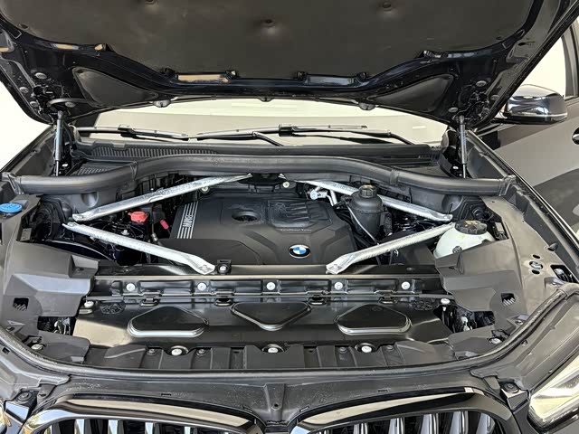 BMW X6 2023 x Drive 30i M — фото 13