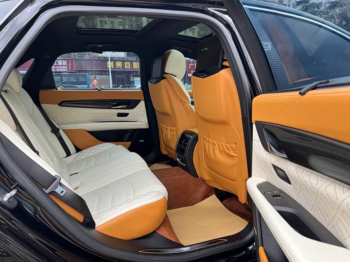 Cadillac CT6 2016 40 T Leading — фото 14