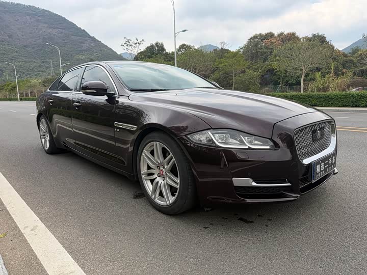 Jaguar XJ 2018 XJL 3.0 SC 2 WD — фото 7