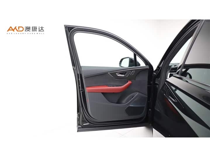 Audi SQ7/4.0T/24 /4.0 TFSI — фото 10