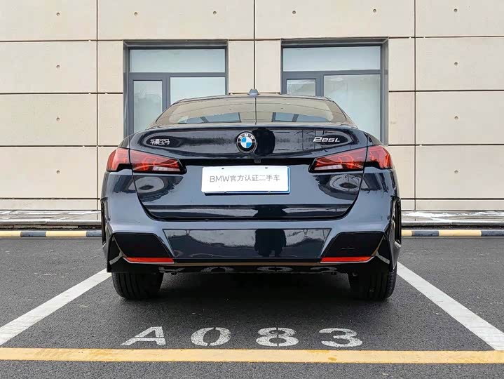 BMW 2-Series 2025 225 L M — фото 4