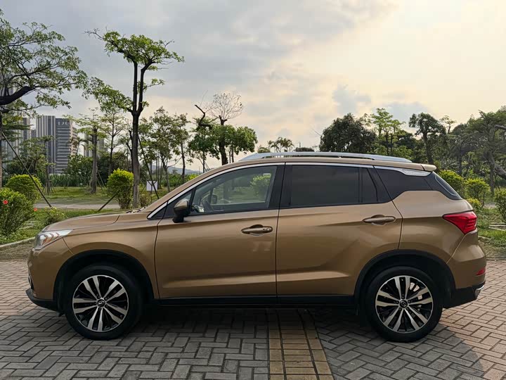 Trumpchi GS4 2015 200 T G-DCT — фото 26