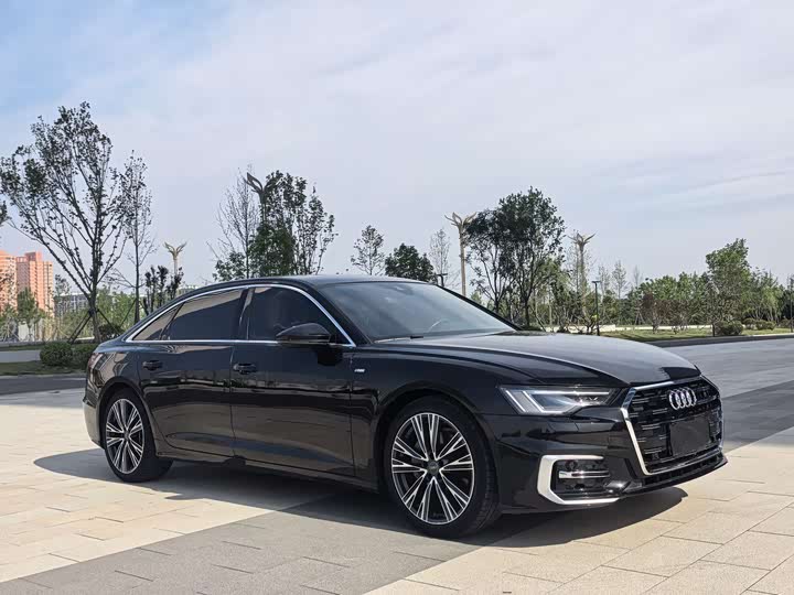 Audi A6L 2021 40 TFSI — фото 3