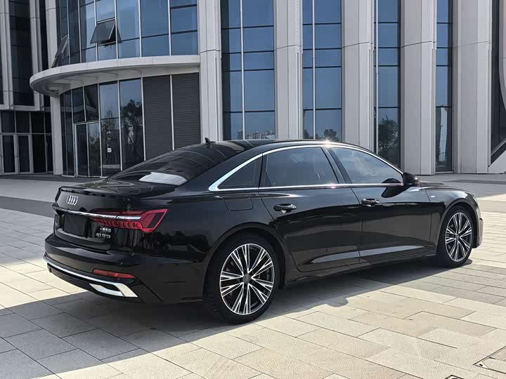 Audi A6L 2021 40 TFSI — фото 5