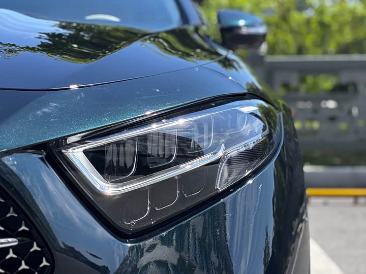 Mercedes-Benz CLS 2022 CLS 300 Luxury — фото 6