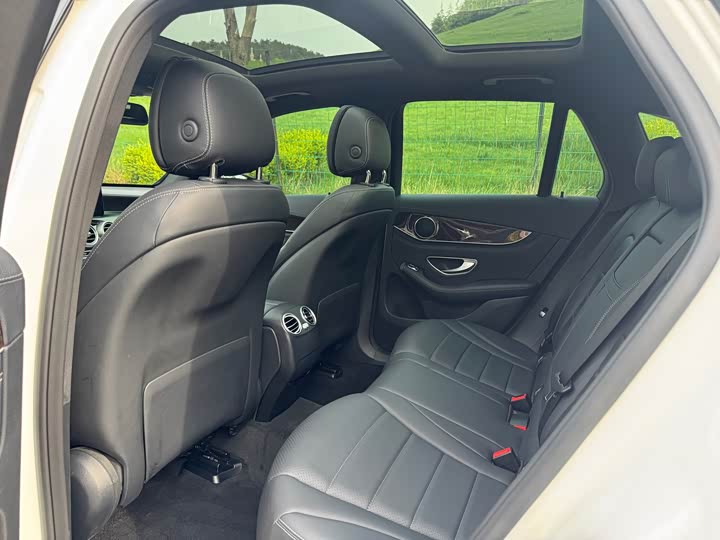 Mercedes-Benz GLC 2018 GLC 260 4 MATIC — фото 8