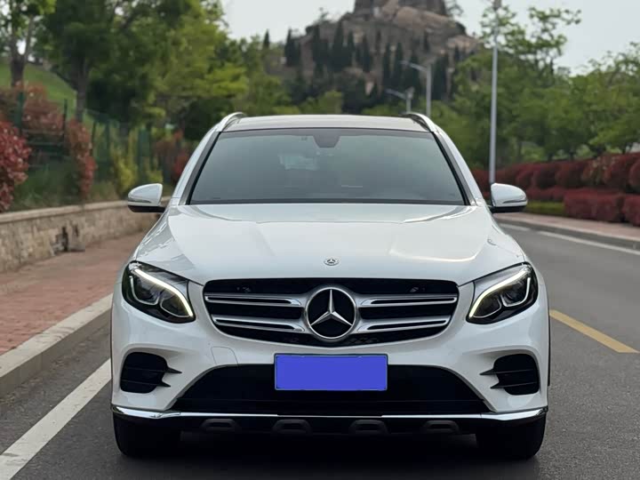 Mercedes-Benz GLC 2018 GLC 260 4 MATIC — фото 2
