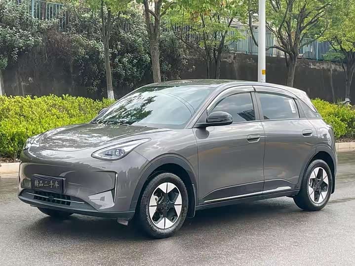 Geely Galaxy Starwish — фото 1