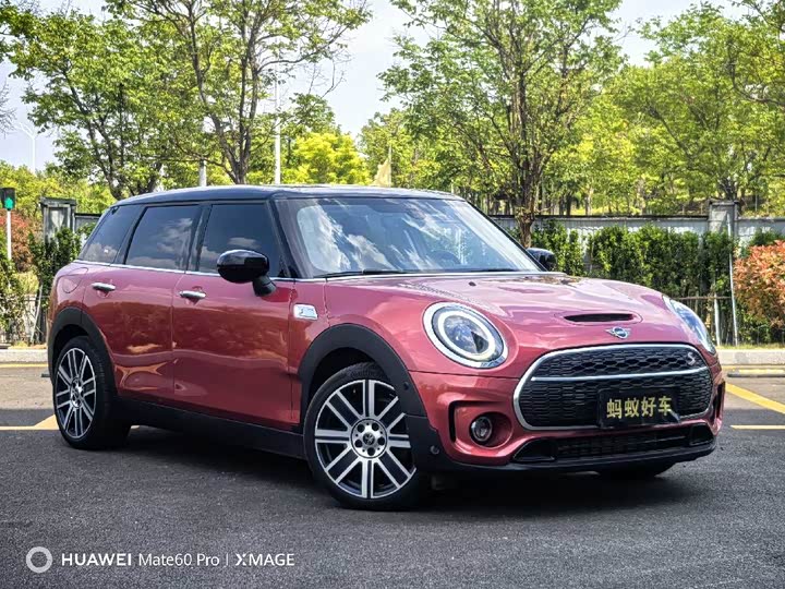 MINI Clubman — фото 3