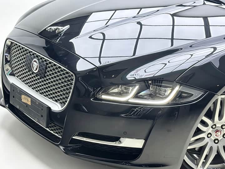 Jaguar XJ 2018 XJL 3.0 SC 2 WD — фото 6