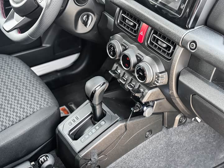 Suzuki — фото 4