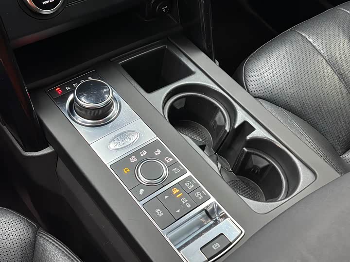 Land Rover Discovery — фото 16