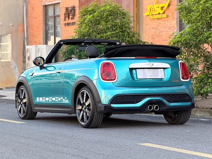 MINI Cabrio — фото 6