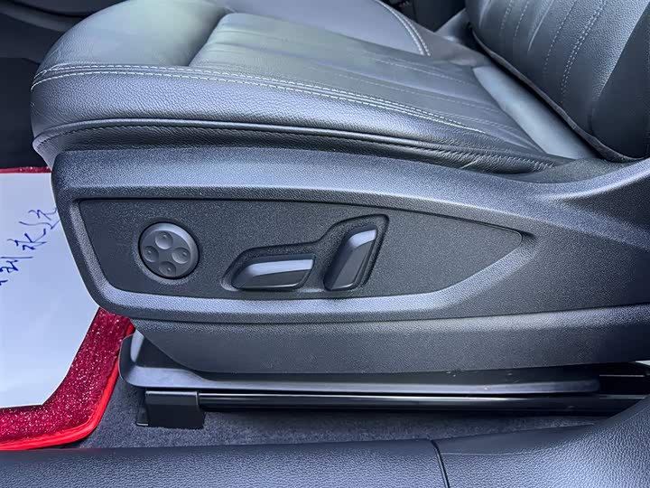 Audi Q5L 2020 45 TFSI — фото 19