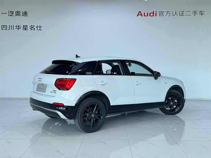 Audi Q2L 2021 35 TFSI — фото 4