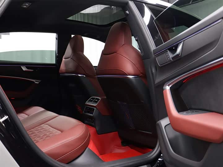 Audi A7L 2023 45 TFSI quattro S-line — фото 24