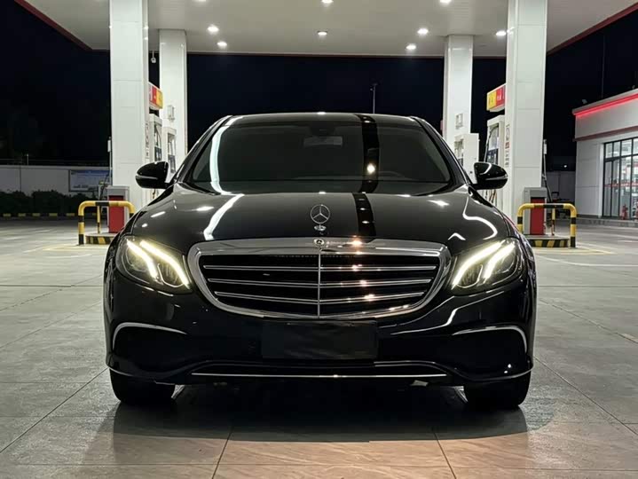 Mercedes-Benz E-Class 2018 E 200 L 4 MATIC — фото 3