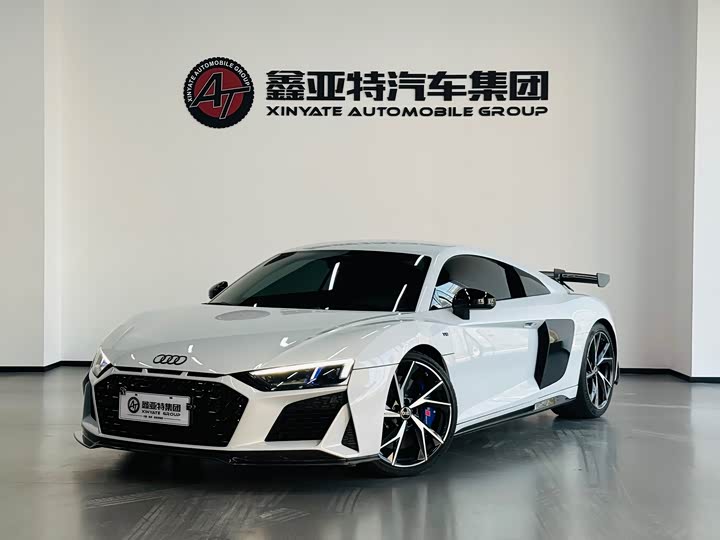 Audi R8 2022 V 10 Coupe performance — фото 1