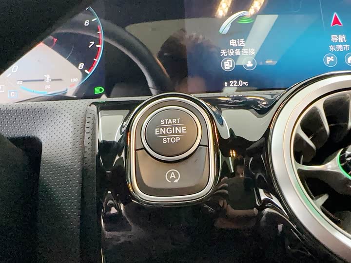 Mercedes-Benz A-Class 2022 A 200 L — фото 19