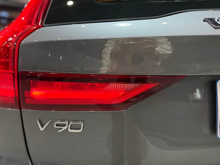 Volvo V90 2017 Cross Country T 5 AWD — фото 27