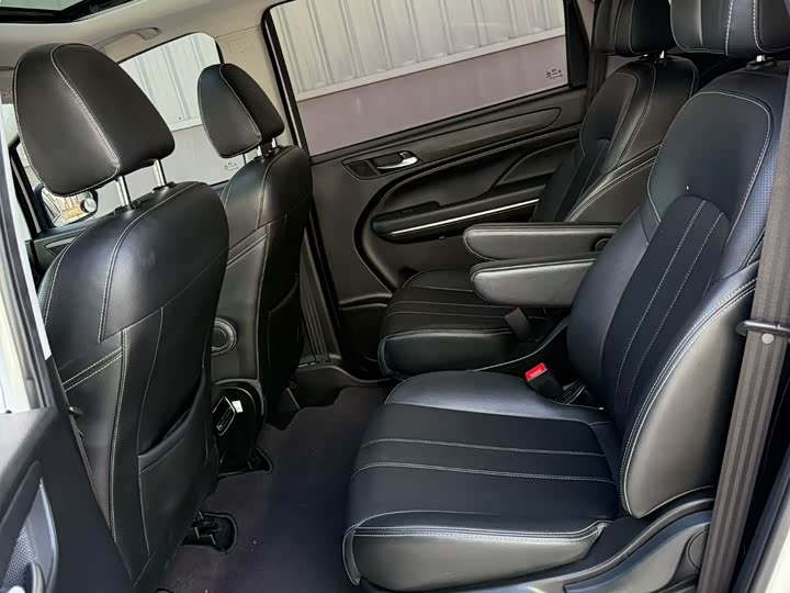 Trumpchi M6 2021 270 T DCT ( ) — фото 7