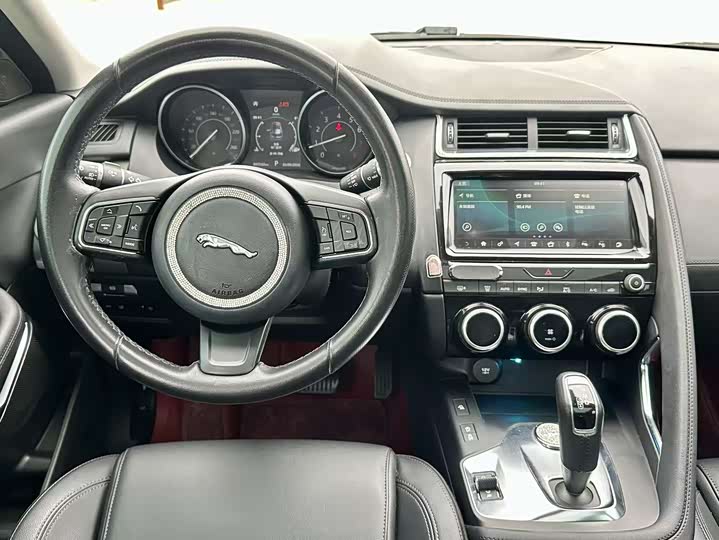 Jaguar E-PACE 2018 P 200 S V — фото 7