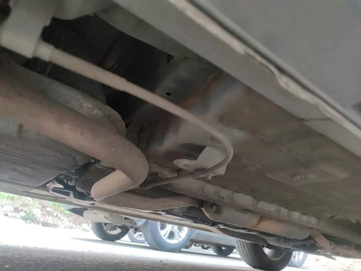 Changan CS15 2016 1.5 L MT — фото 16