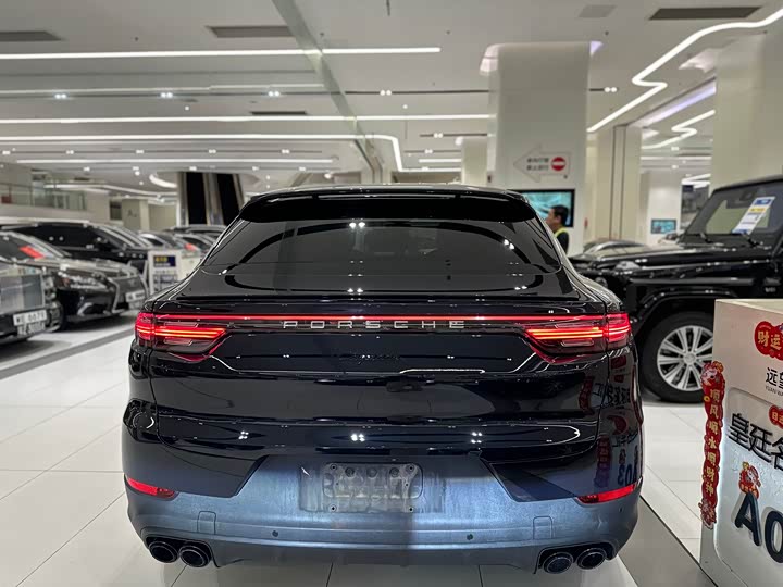Porsche Cayenne 2019 Cayenne Coupé 3.0 T — фото 10