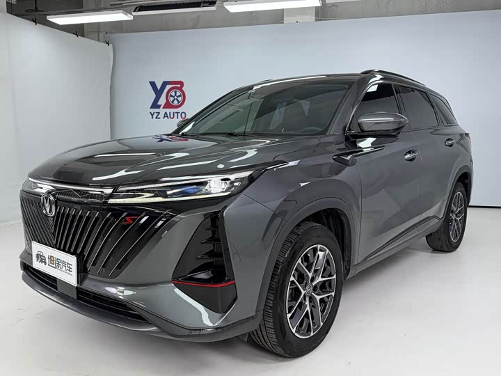 Changan CS75 PLUS 2022 1.5 T ATPremium — фото 1