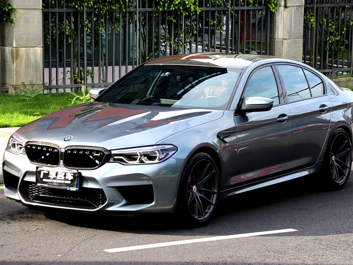BMW M5 2018 M 5 — фото 8