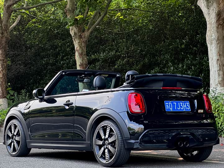 MINI Cabrio — фото 4