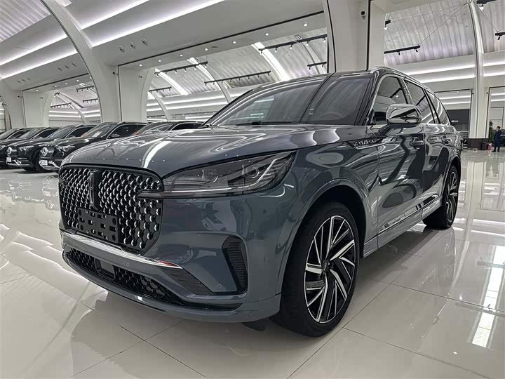 Lincoln Aviator — фото 1
