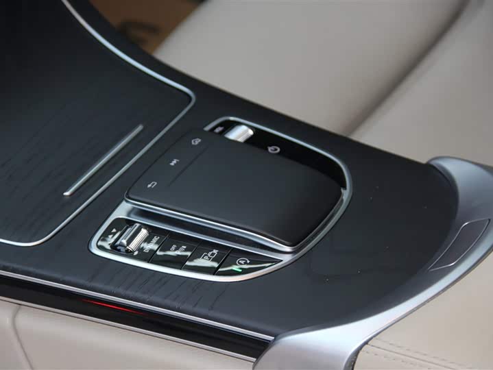 Mercedes-Benz C-Class 2019 C 260 L — фото 27