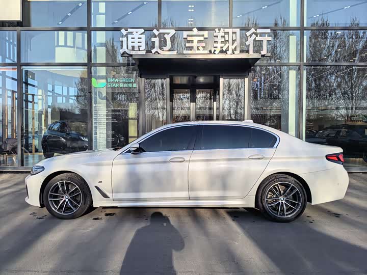BMW 5-Series 2021 525 Li M — фото 4