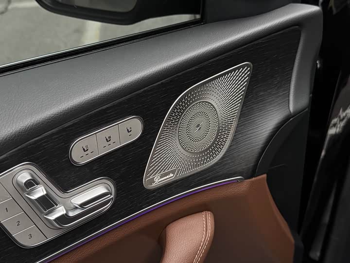 Mercedes-Benz GLE 2024 GLE 450 4 MATIC Luxury — фото 13