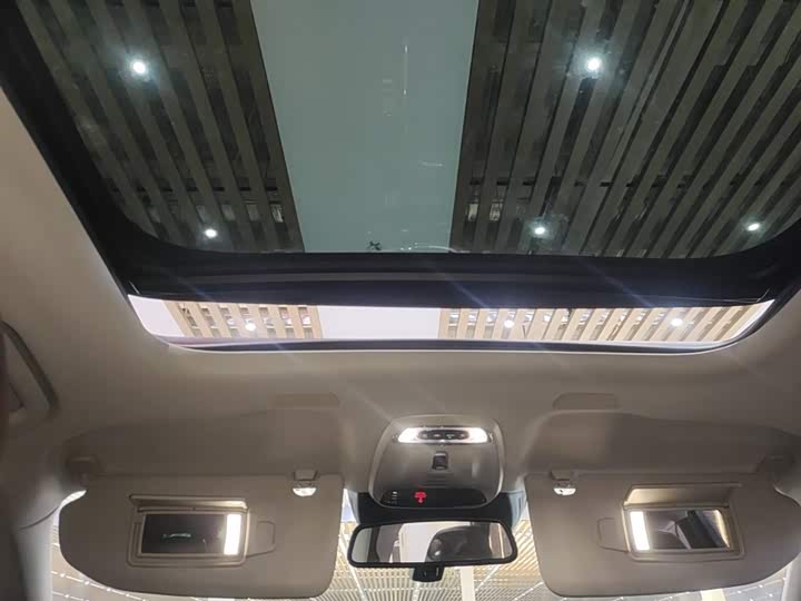 Volvo XC60 2019 T 5 4 WD VI — фото 18