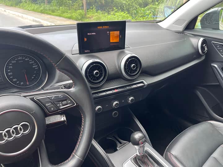 Audi Q2L 2022 35 TFSI — фото 23