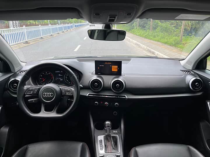 Audi Q2L 2022 35 TFSI — фото 29