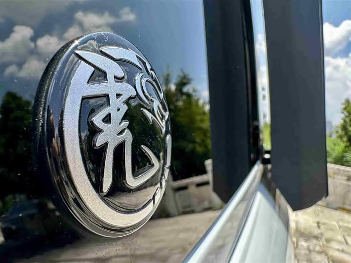 Land Rover Defender — фото 11