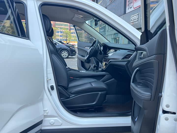 Changan CS35 PLUS 2021 1.6 L CVT — фото 13