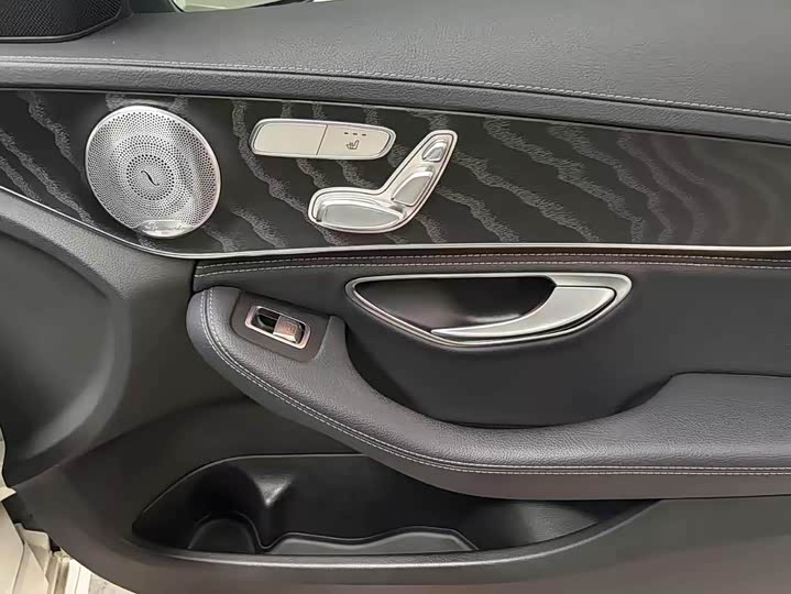 Mercedes-Benz C-Class 2016 C 200 L Sport — фото 11