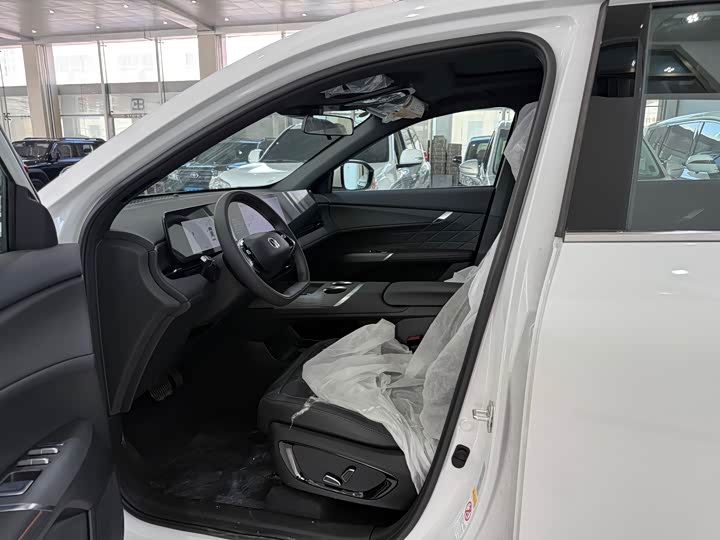 Changan CS75 PLUS 2025 1.5 T — фото 5