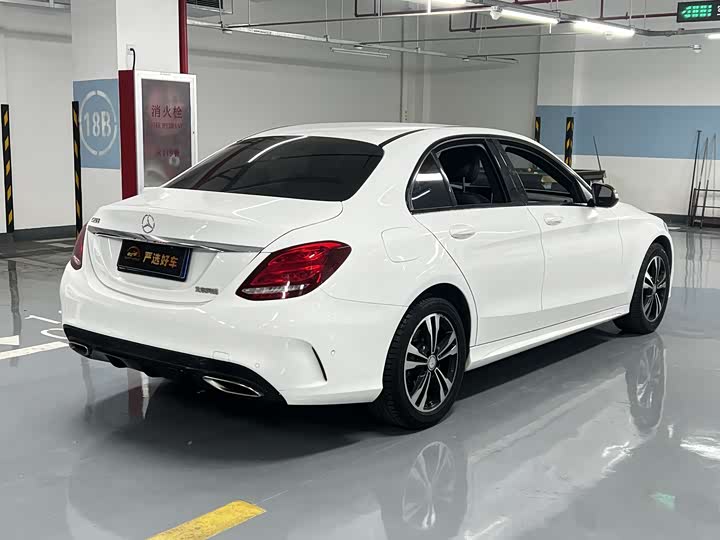 Mercedes-Benz C-Class C 200 спорт — фото 2