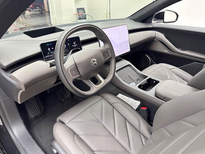 NIO ET5T 2025 75k Wh Touring — фото 9